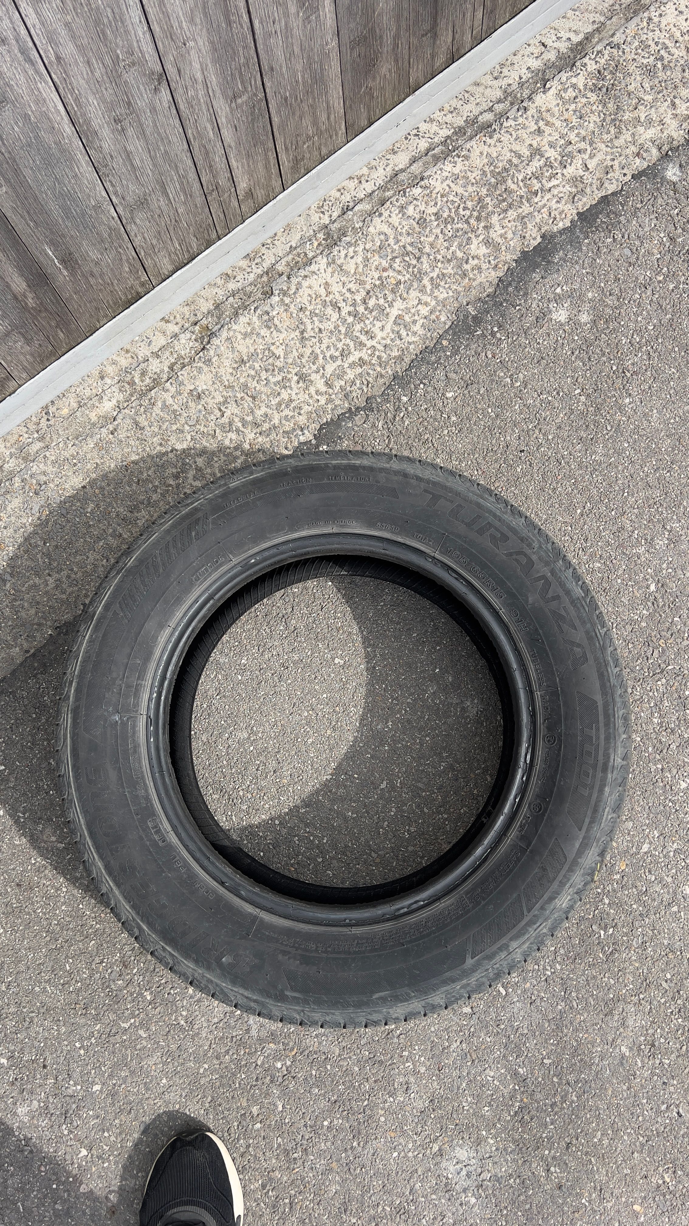 Продавам летни гуми  Bridgestone Turanza 195/65 /15.