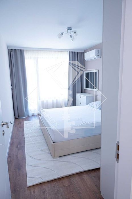 Продава се Тристаен апартамент в Пловдив, Христо Смирненски - 106 кв.м за 2038 €/кв.м - Снимка #5