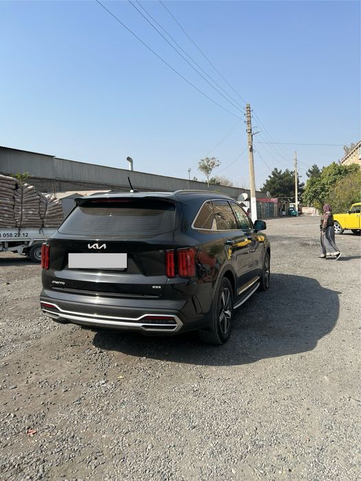 KIA SORENTO 2023 комфорт 7 местный мотор 2.5 атмосферный