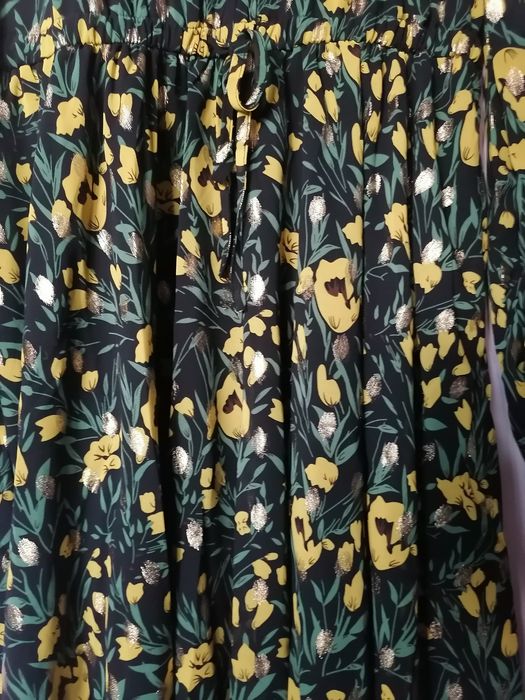 Страхотна рокля/