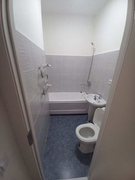 Срочно продаётся 3 комнатная квартира в городе Чирчике