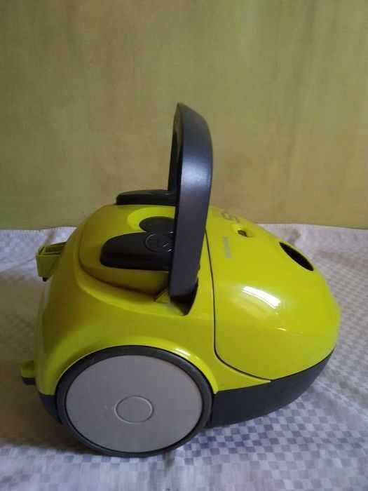 Прахосмукачка Sencor 1200 с торба-Промоция до 19.11