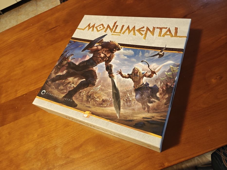 Joc de societate monumental.