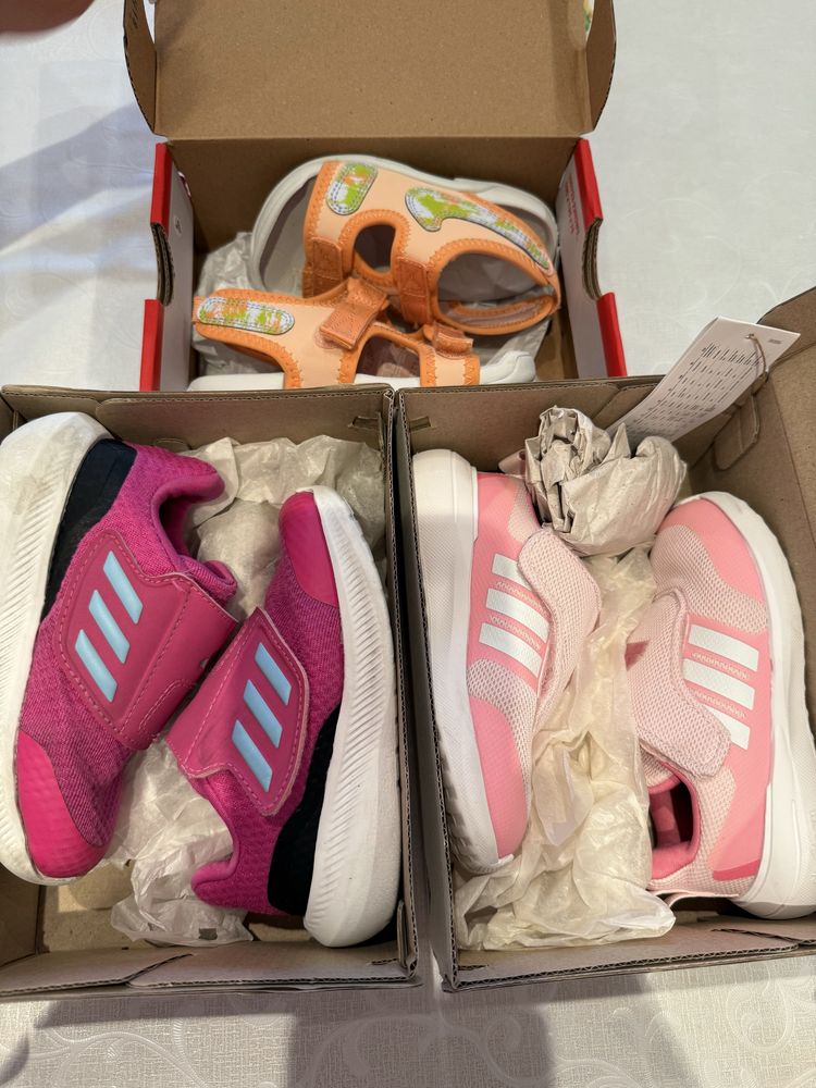 Маратонки Adidas