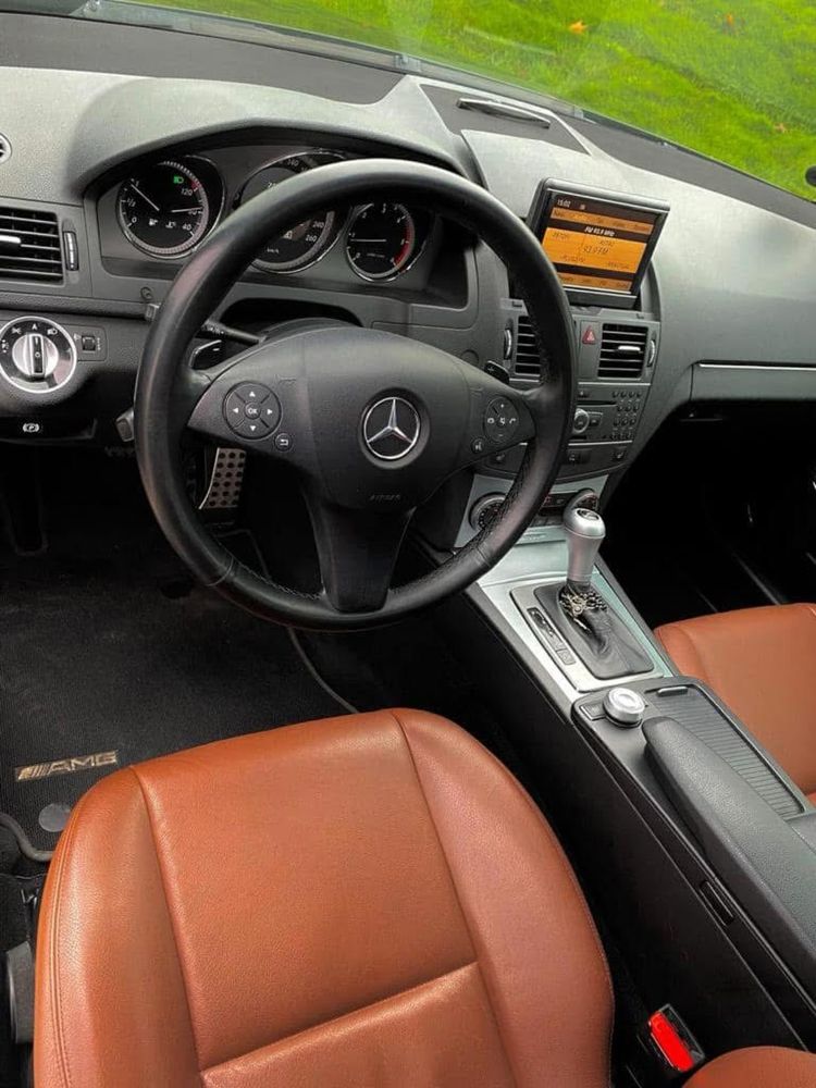 Vand urgent Mercedes c 250 12/2012