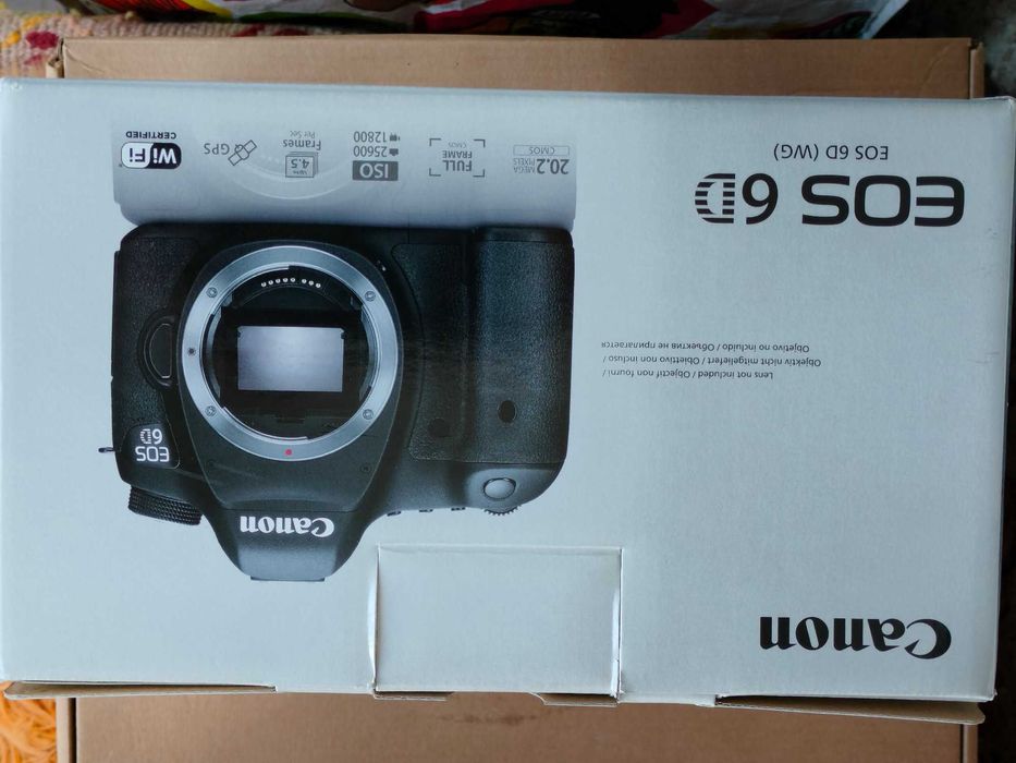 Canon 6D aparat foto DSLR full frame