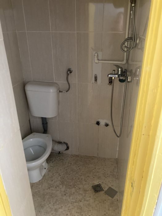 Inchiriez garsoniera