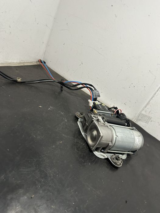 Compresor perne aer BMW X5 E53 | 881082099