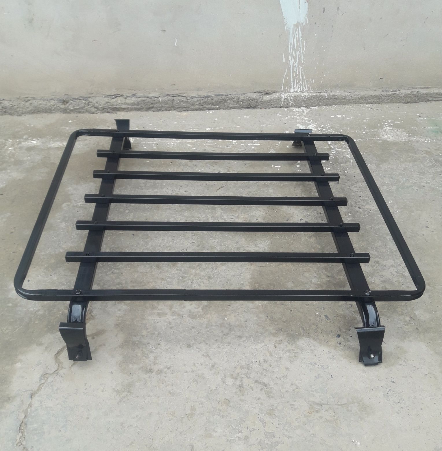 Spark chertak (bagajnik) sotiladi. Holati yaxshi 250.000 so'm
