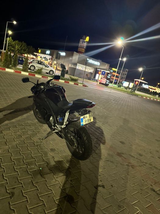 Yamaha YZF R-125 2016