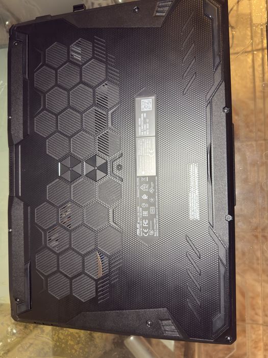 Asus TUF A15 F506IV-HN260 – Ryzen 7 / RTX 2060 / 16GB RAM / SSD 512GB