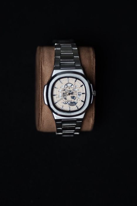 Грамотные часы Скелетон