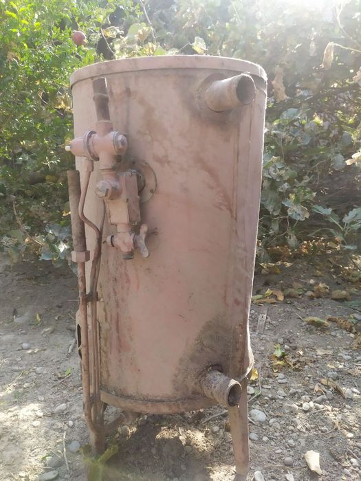 Рабочий газовый котёл