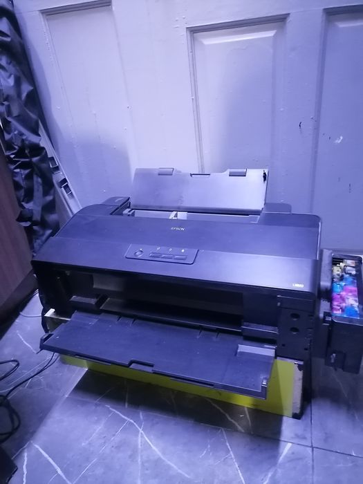 Продам принтера А3 l1800
