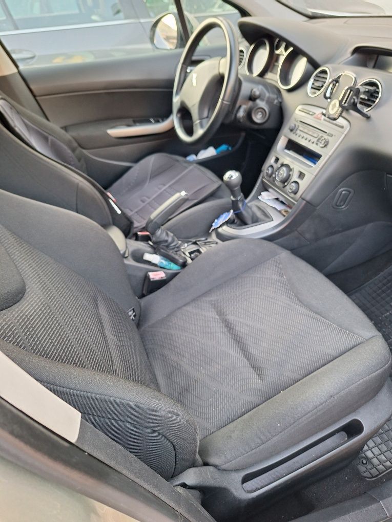 Peugeot 308 1.6 120 cp