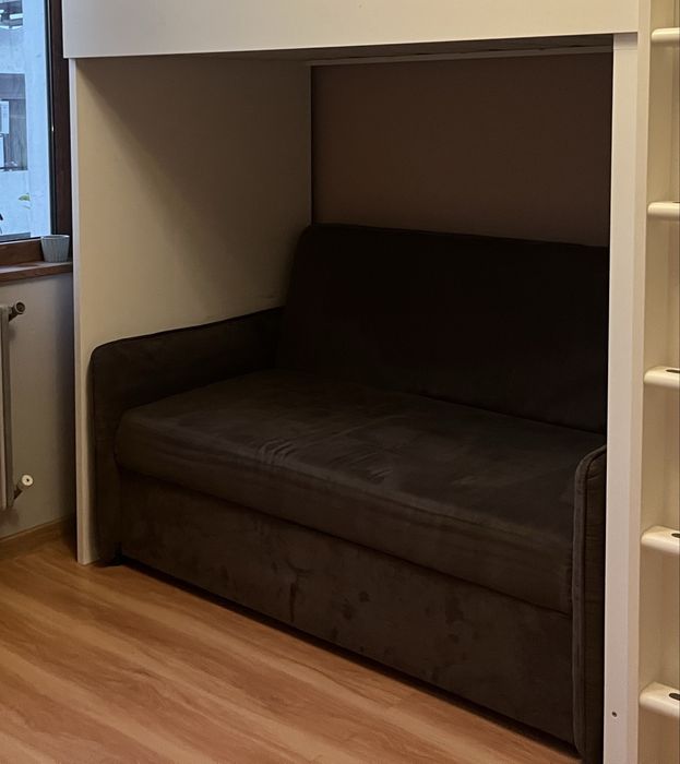 Диван с функция за сън