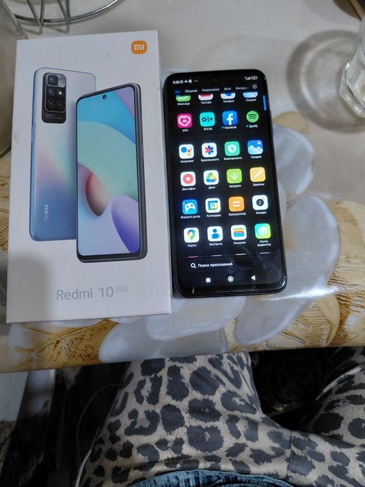 Продам смартфон redmi 10 в отличном состояние