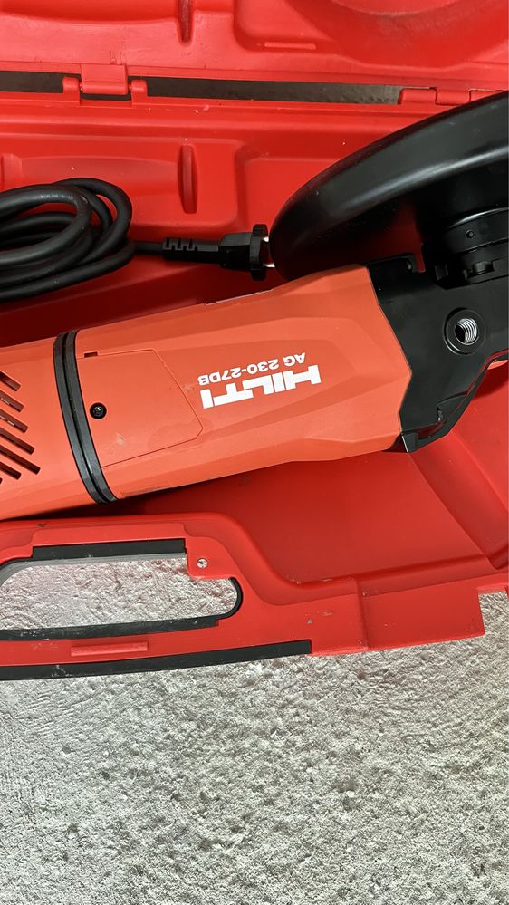 Vând polizor unghiular (flex) Hilti AG 230-27 DB