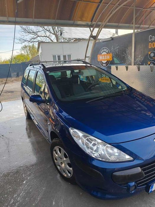 Vând Peugeot 307 1,6 hdi