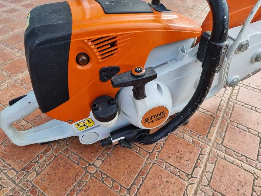 Stihl TS 700 - Мощен Бензинов ръчен фугорез 6.8 к.с