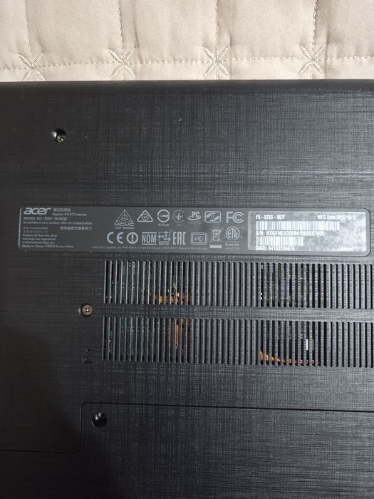 Acer F5-573 лаптоп