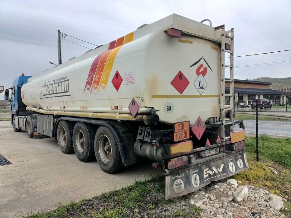 Vand CISTERNA carburant 30200 litrii