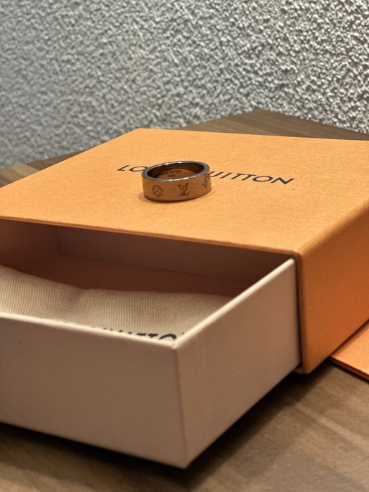 LV пръстен / Louis Vuitton ring BlackSilver
