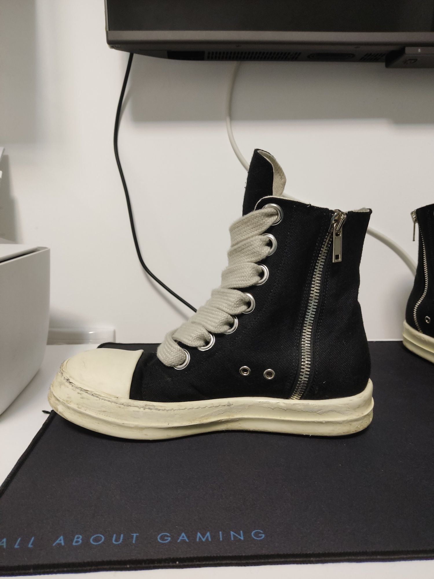 Rick owens jumbo ramones 40