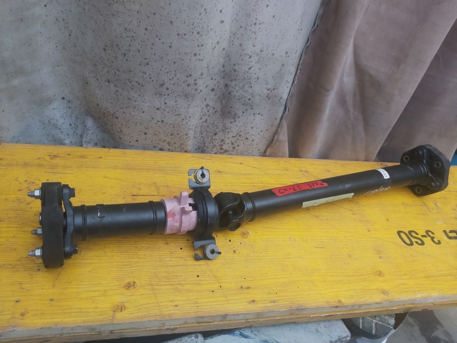 Карданен вал за мазда цх60 Mazda СХ60