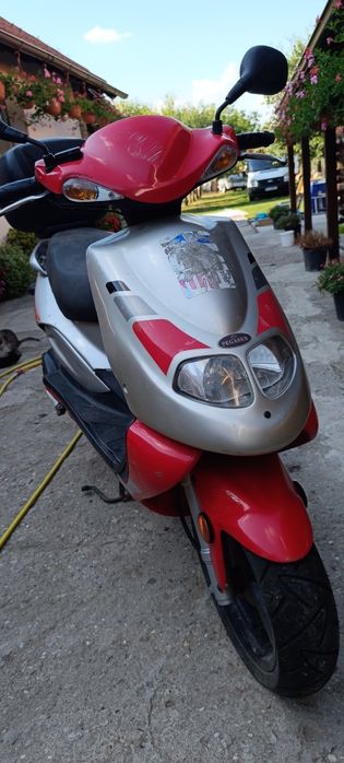 Vând scuter 125cm TGB , necesita reparatie