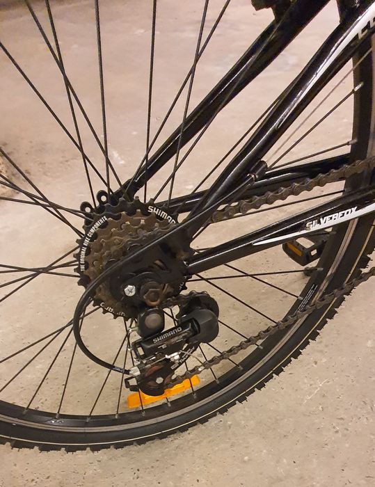 Bicicleta 24 inch cu suspensii