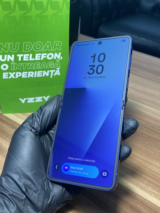 Samsung Galaxy Z Flip7 / Garanție 12 luni / 512 Gb / Ca nou