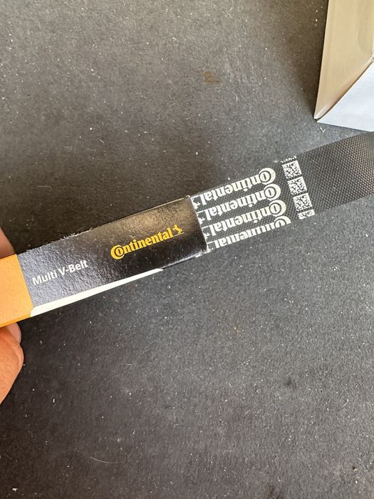 Пистов ремък continetal