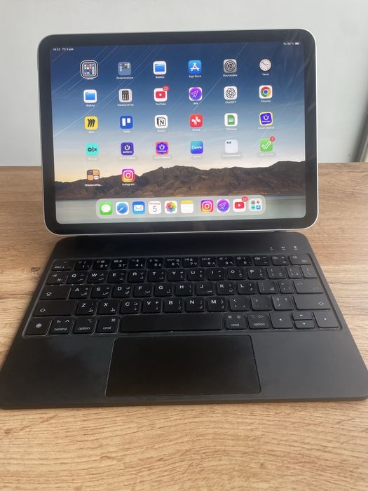 Ipad 11 A16 sotiladi keydboardi bilan ikkalasi ham yangi