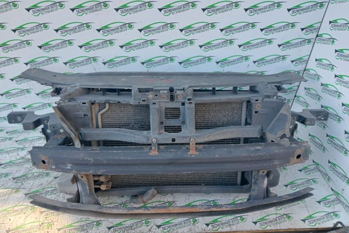 Trager / Calandru + Radiator Apa / Clima / intaritura Volkswagen VW P
