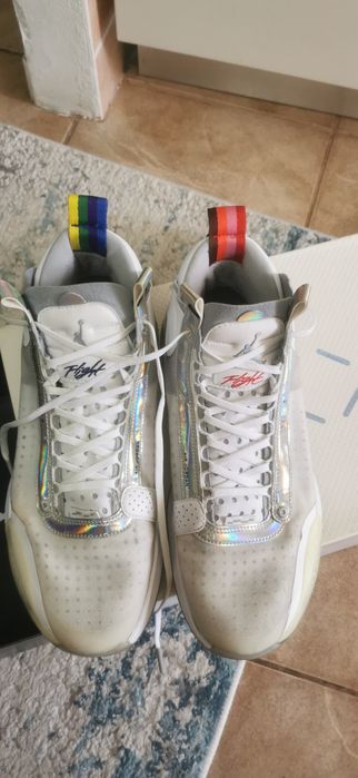 Jordan XXXIV ( 34 ) White Metallic Silver