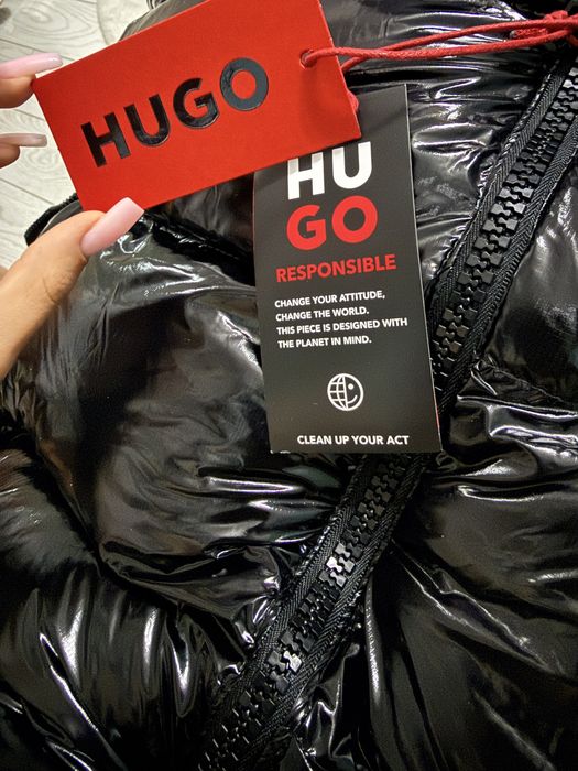 Geaca lucioasa groasa Hugo