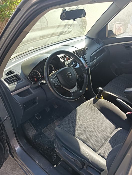 Vând Suzuki Swift