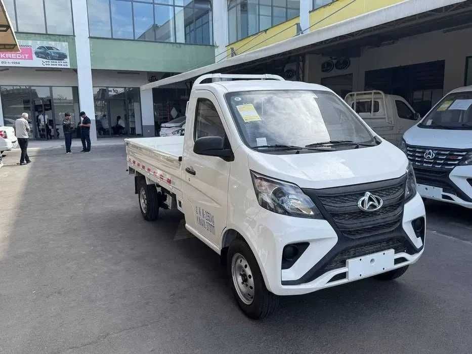 Changan Labo Yili 2025