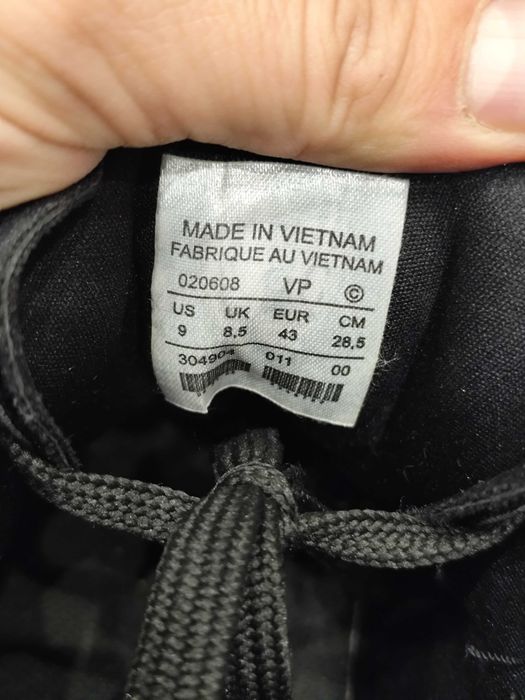 Продавам обувки чисто нови! 43 номер