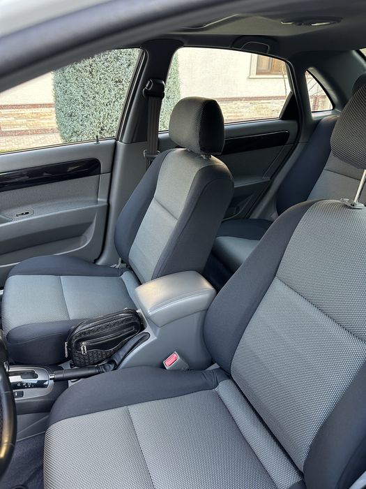 Продается Автомобиль JENTRA