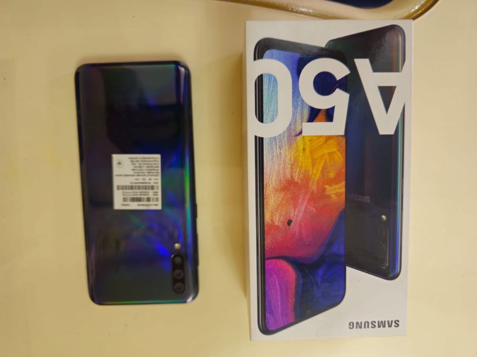 Продается Samsung A50