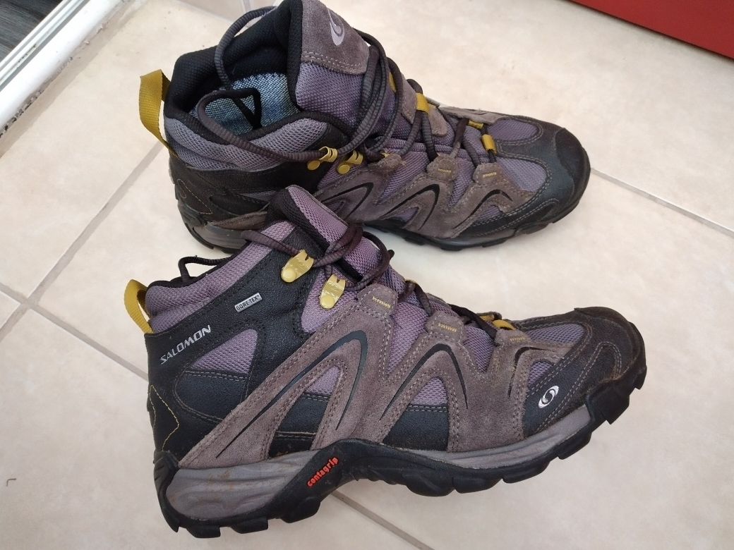 Боти Salomon Gore-Tex номер 42