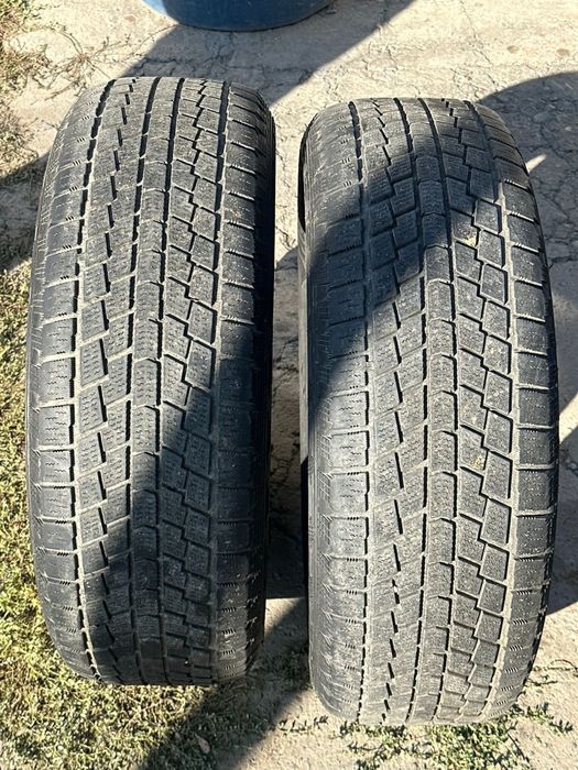 Шины 245/60R18 продам бу в хорошем состоянии
