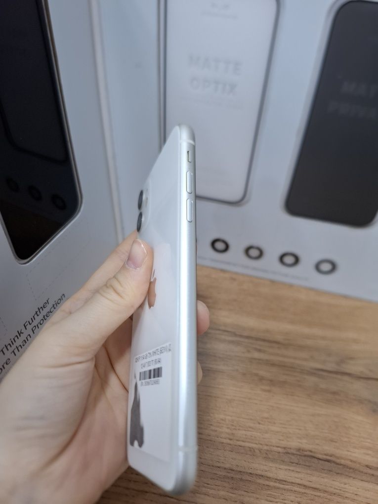 Iphone 11 64 gb 73 %