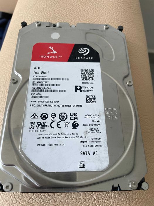 Жесткий диск HDD 4 TB Seagate IronWolf