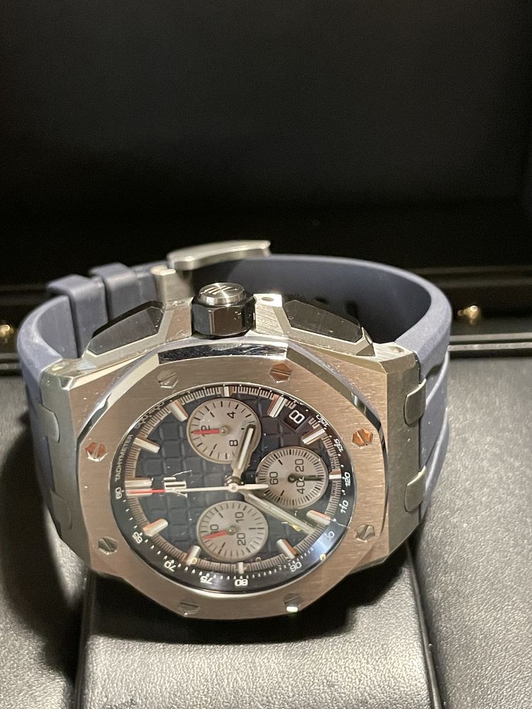 Часовник Audemars Piguet Royal Oak Offshore 43 Titanium Blue Dial