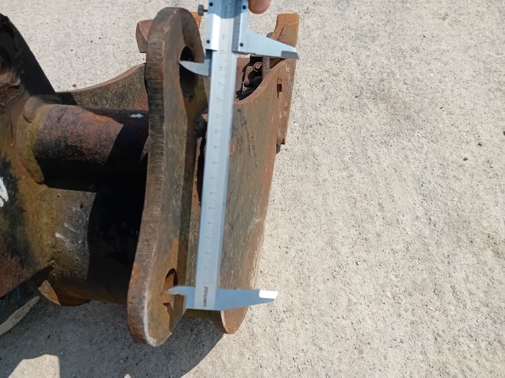 Cupa 20 cm miniexcavator 1.5 1.8 tone