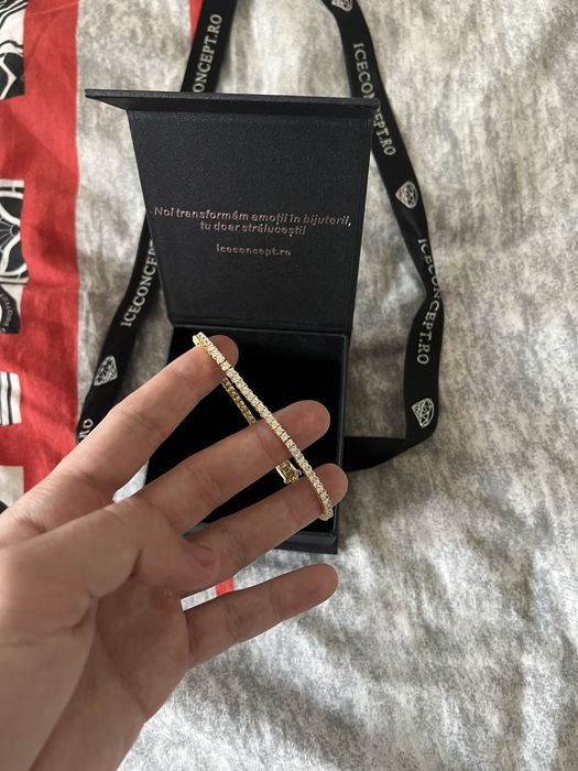 bratara tennis ice concept