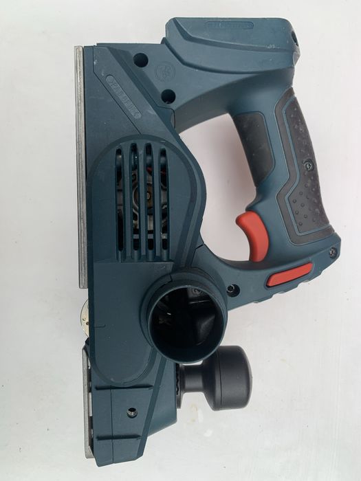 Bosch GHO 18V-LI/акумулаторно ренде